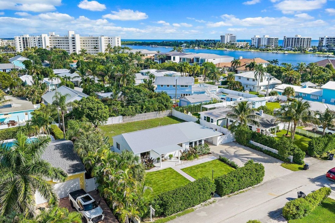 House in Tequesta, Florida, United States 2 - 19030398