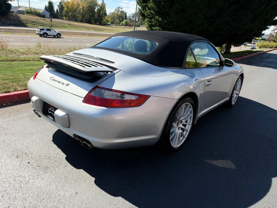 Cabriolet in Hillsboro, OR, United States 5 - 19028361