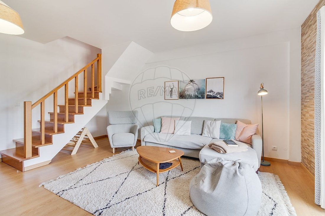 Apartment in Ramada e Canecas, Lisbon, Portugal 1 - 19028001