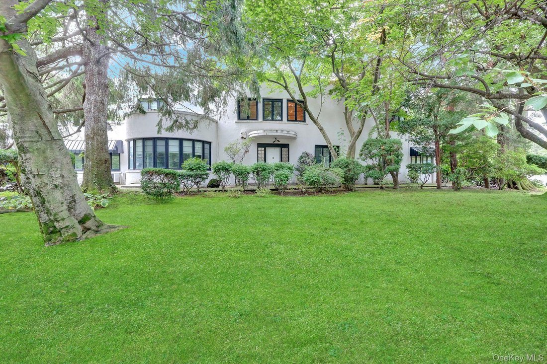 House in New York, New York, United States 1 - 18988097