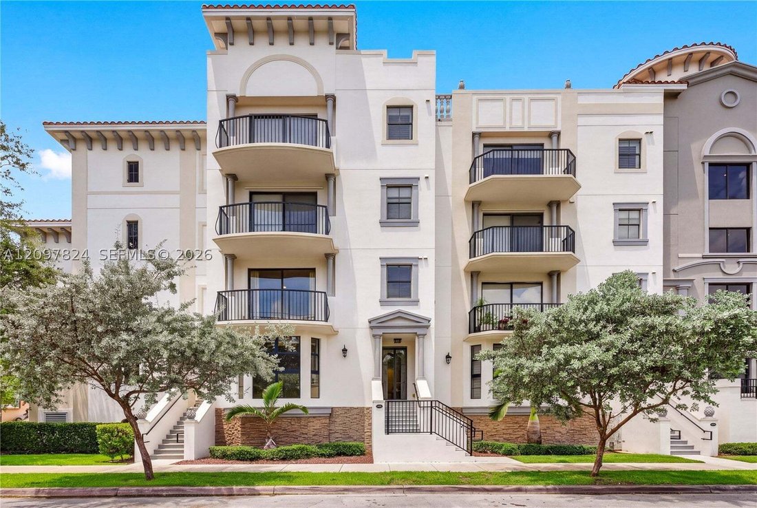 Condo in Coral Gables, Florida, United States 1 - 19027098
