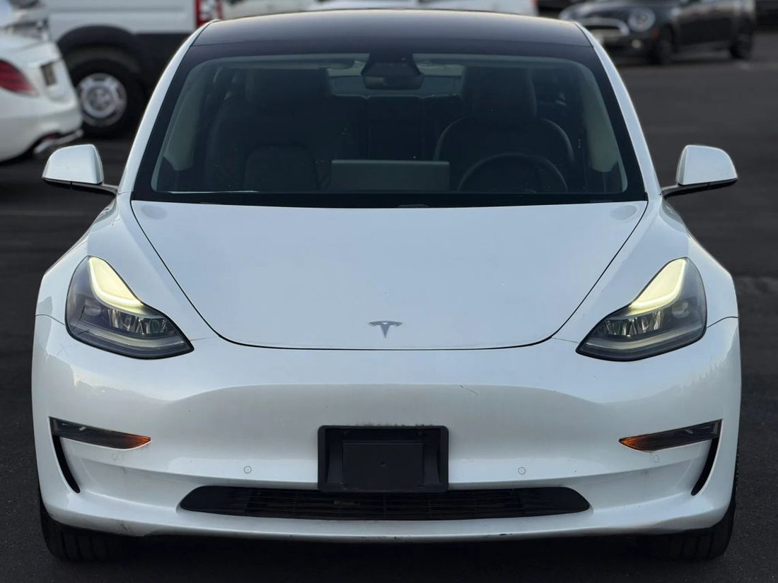 Sedan in Sacramento, CA, United States 5 - 19033765
