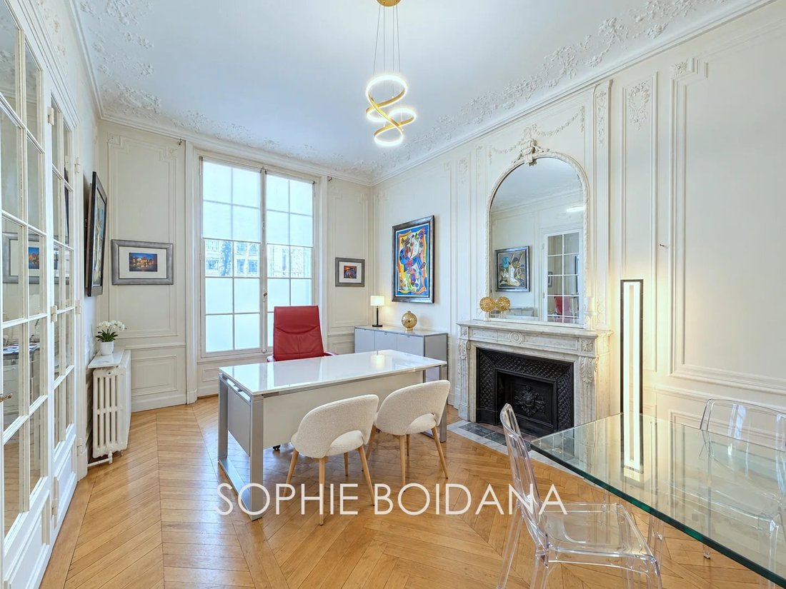 Appartamento a Courcelles-Wagram, Paris 17e Arrondissement, Parigi 1 - 18364000