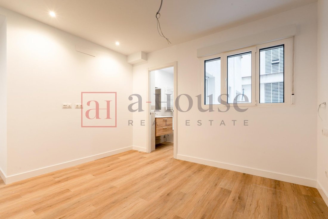 Apartment in Chamberi, Madrid, Spain 3 - 19029612