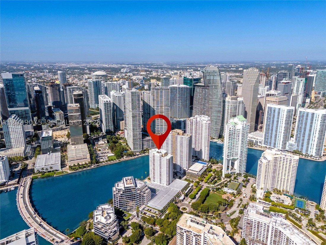 Condo in Miami, Florida, United States 3 - 19020362