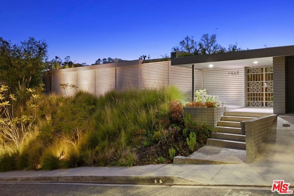 House in Los Angeles, California, United States 2 - 19020494