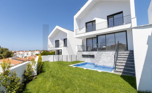 Townhouse in Alcabideche, Lisbon, Portugal 1