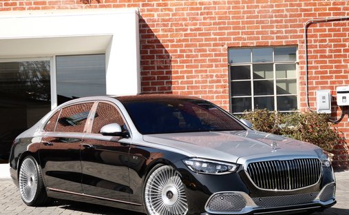 2024 Mercedes-Benz S-Class Maybach S 680 4MATIC® in Beverly hills, CA, United States 1