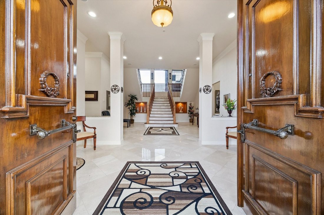 House in Houston, Texas, United States 4 - 19027654