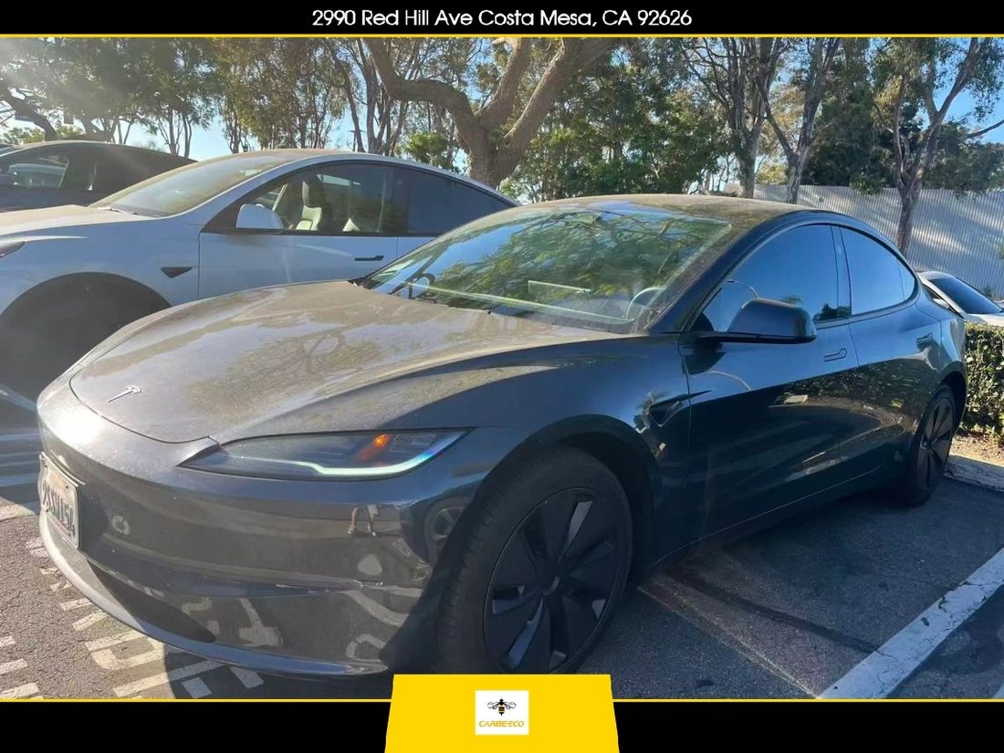 Sedan in Costa Mesa, CA, United States 1 - 19032902