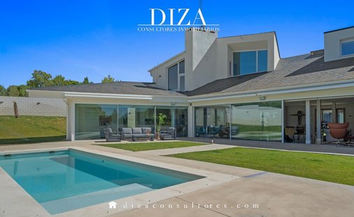Villa in Boadilla del Monte, Comunidad de Madrid, Spain 1