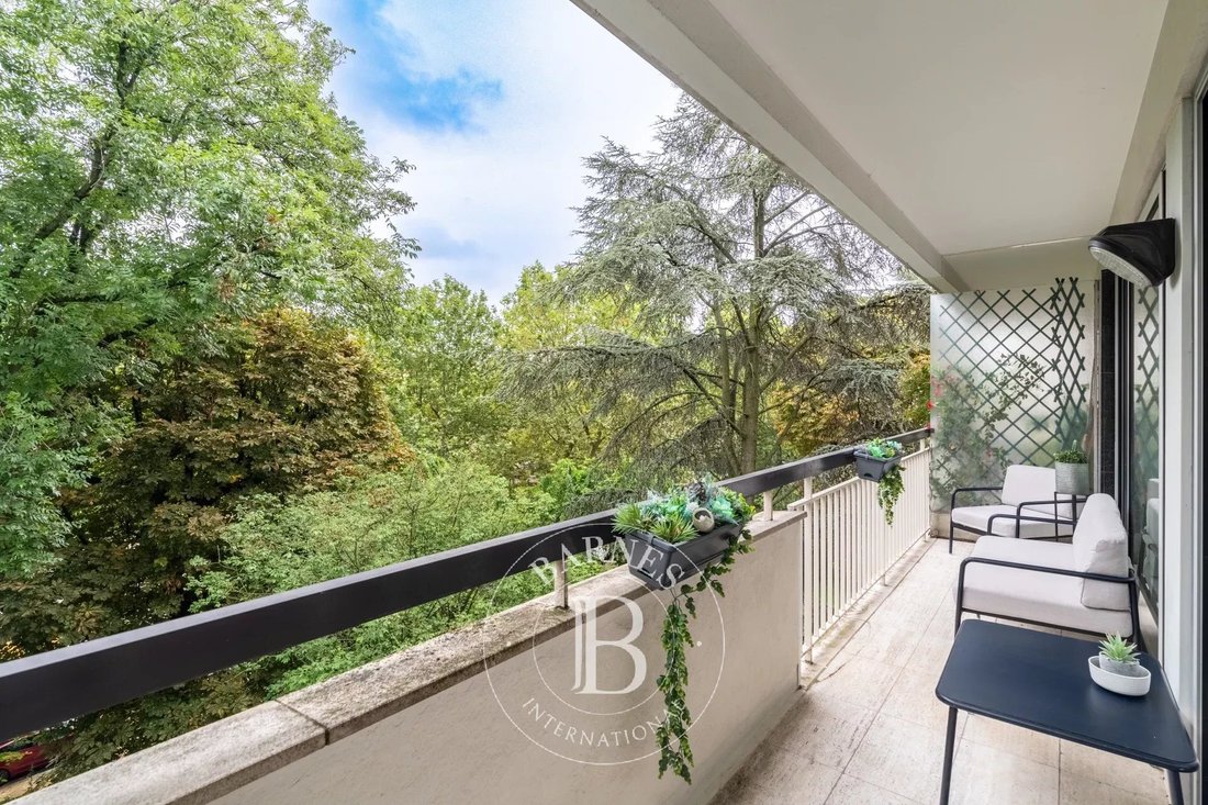 Apartment in Villiers-Danton, Levallois-Perret, France 2 - 19034247