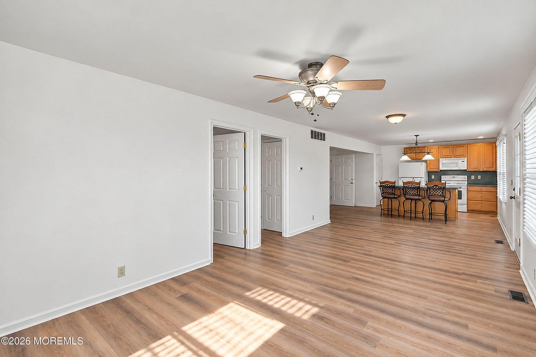 House in Toms River, New Jersey, United States 5 - 19023016