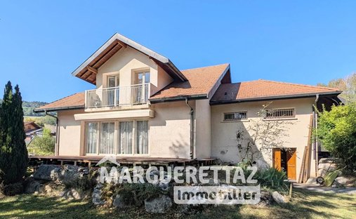 Haus in Viuz-en-Sallaz, Auvergne-Rhone-Alpen, Frankreich 1