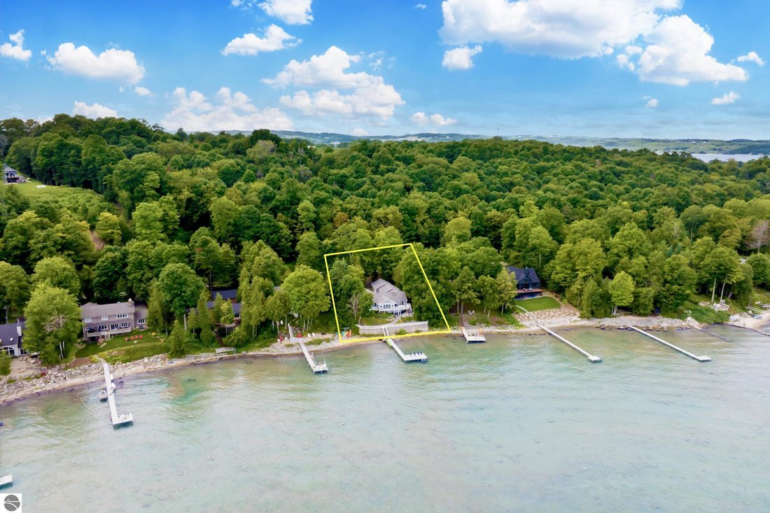 House in Suttons Bay, Michigan, United States 2 - 19029114