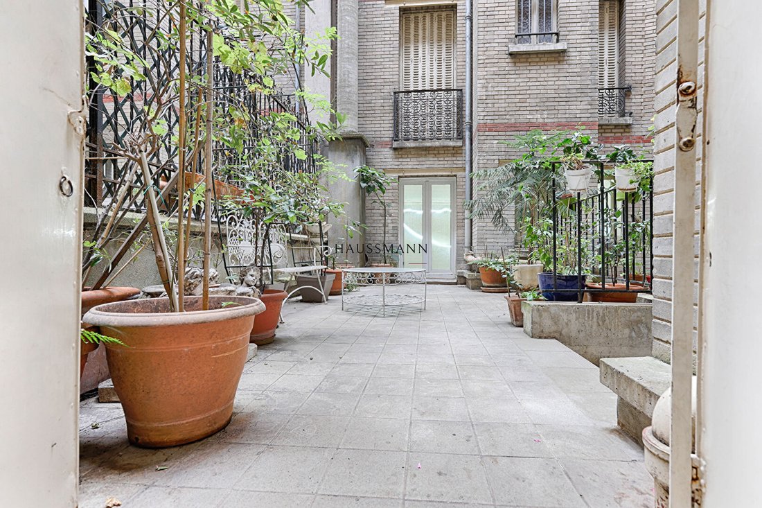 Apartment in Gros Caillou, Paris 7e Arrondissement, Paris 2 - 19028457