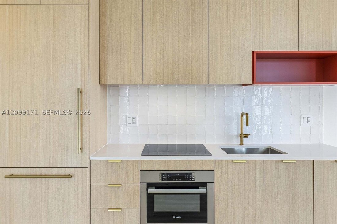 Condo in Miami, Florida, United States 4 - 19029312