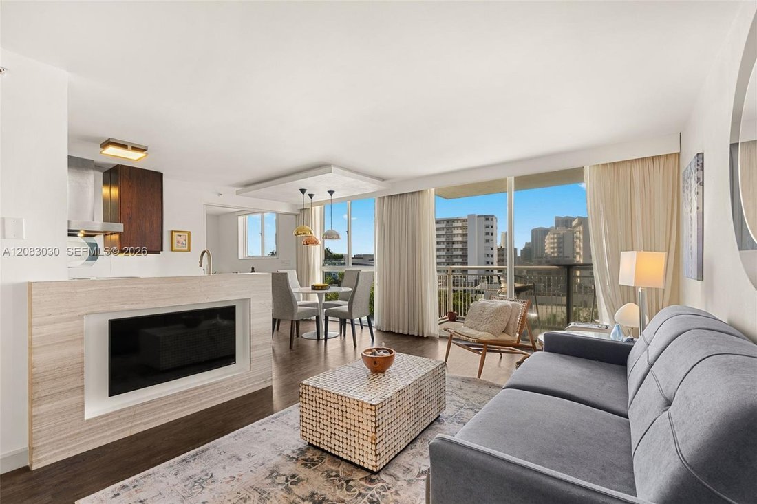 Condo in Miami Beach, Florida, United States 2 - 19025034