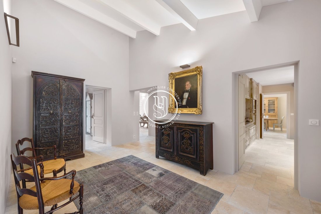 Villa in Uzès, Occitania, France 2 - 19027814