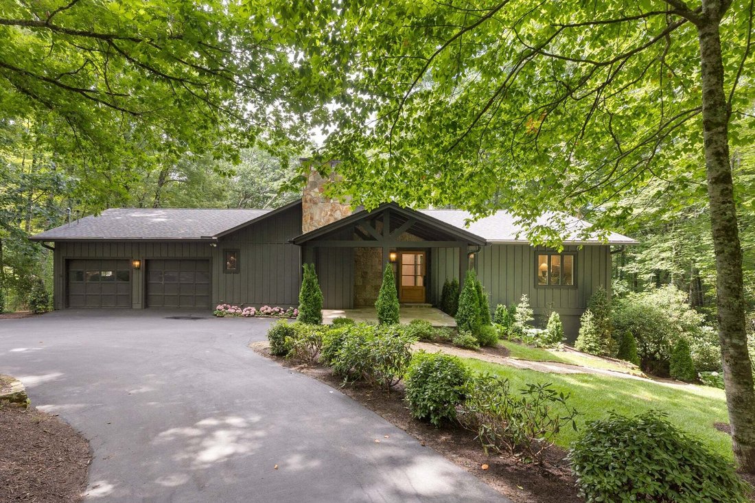 House in Highlands, North Carolina, United States 3 - 19028945