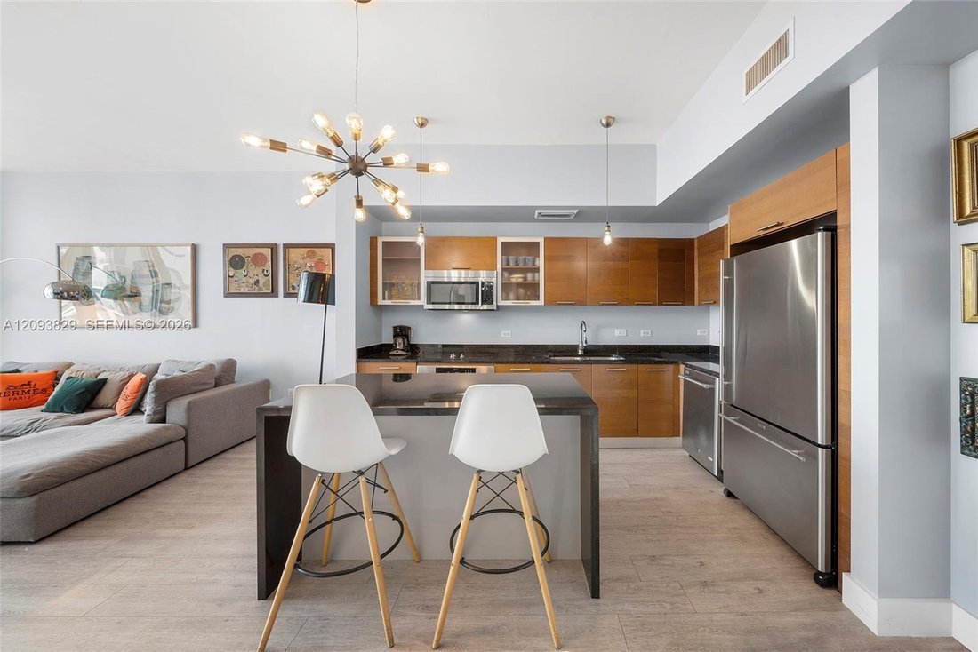 Condo in Miami, Florida, United States 5 - 19025169