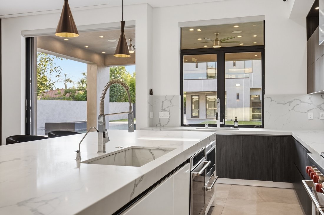 House in Los Angeles, California, United States 4 - 19021704