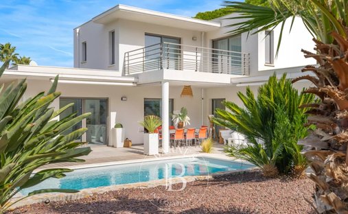 Villa à Aiguebonne, Saint-Raphaël, France 1