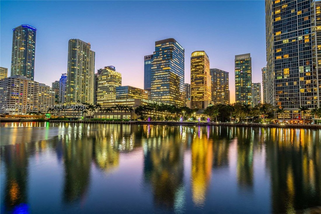 Condo in Miami, Florida, United States 4 - 19020362