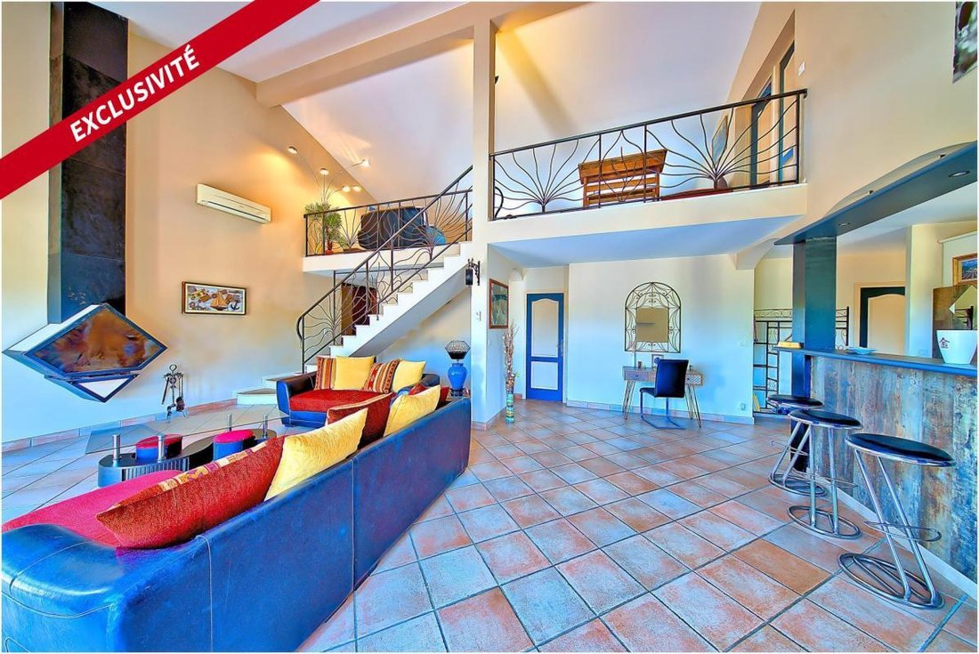 Villa in Solaro, Corsica, France 2 - 19025358