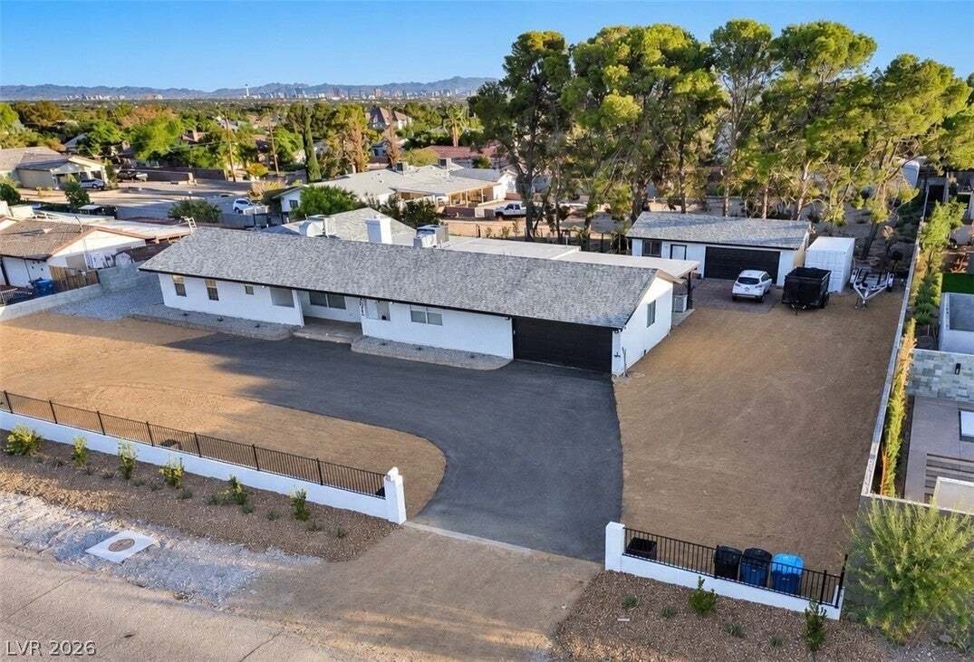 House in Las Vegas, Nevada, United States 1 - 19026877
