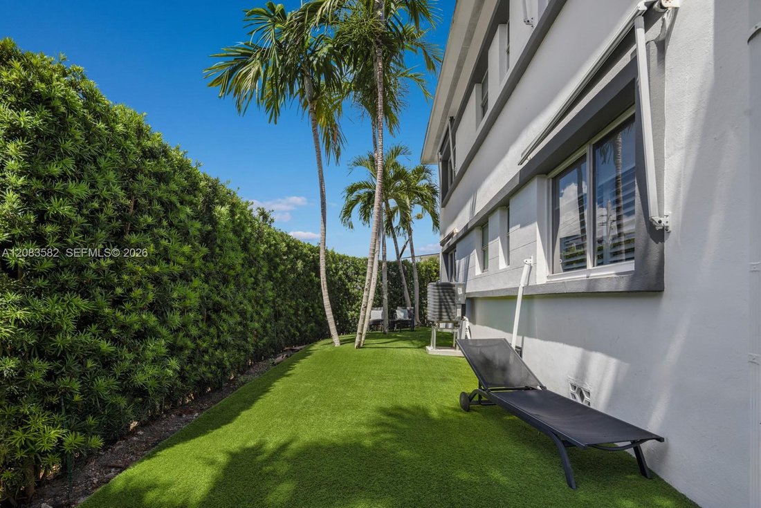 Condo in Miami Beach, Florida, United States 4 - 19025099