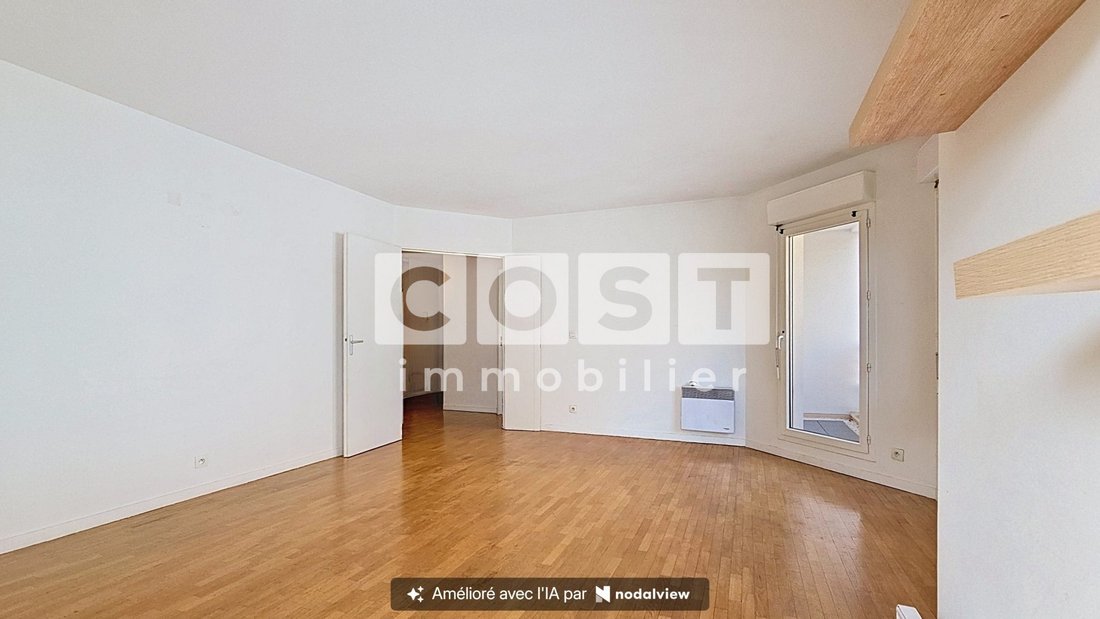 Apartment in Bois-Colombes, Ile-de-France, France 3 - 19032146