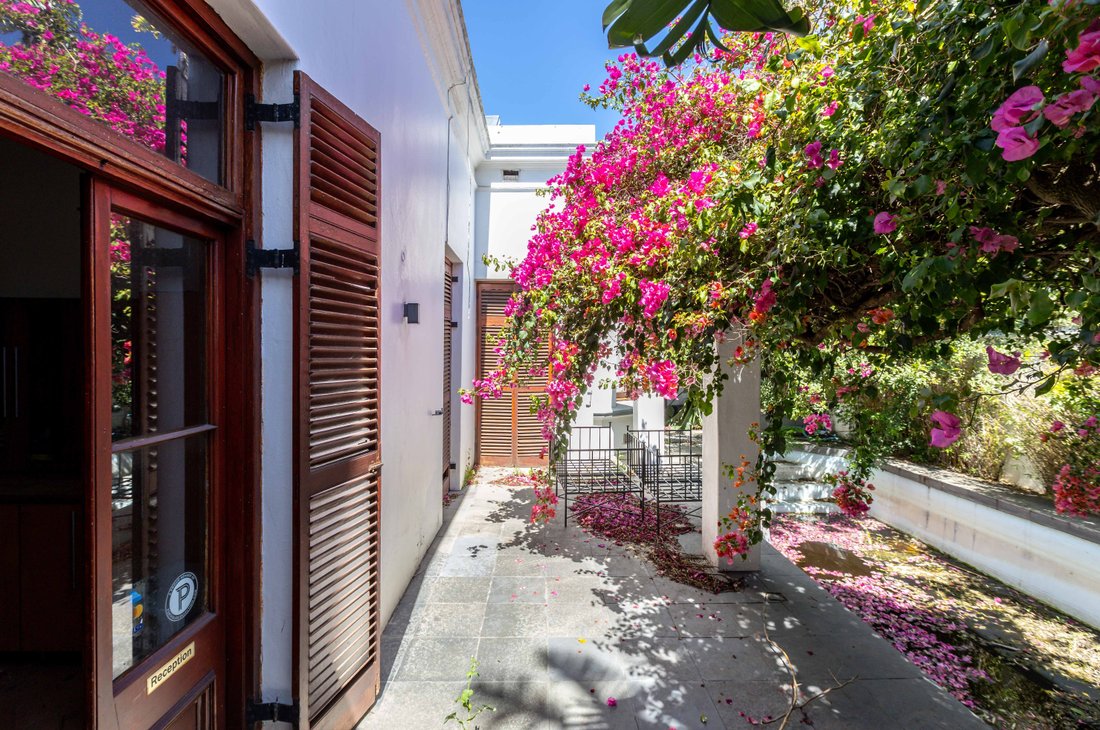 Gardens, City Bowl, Cape Town 1 - 19028500