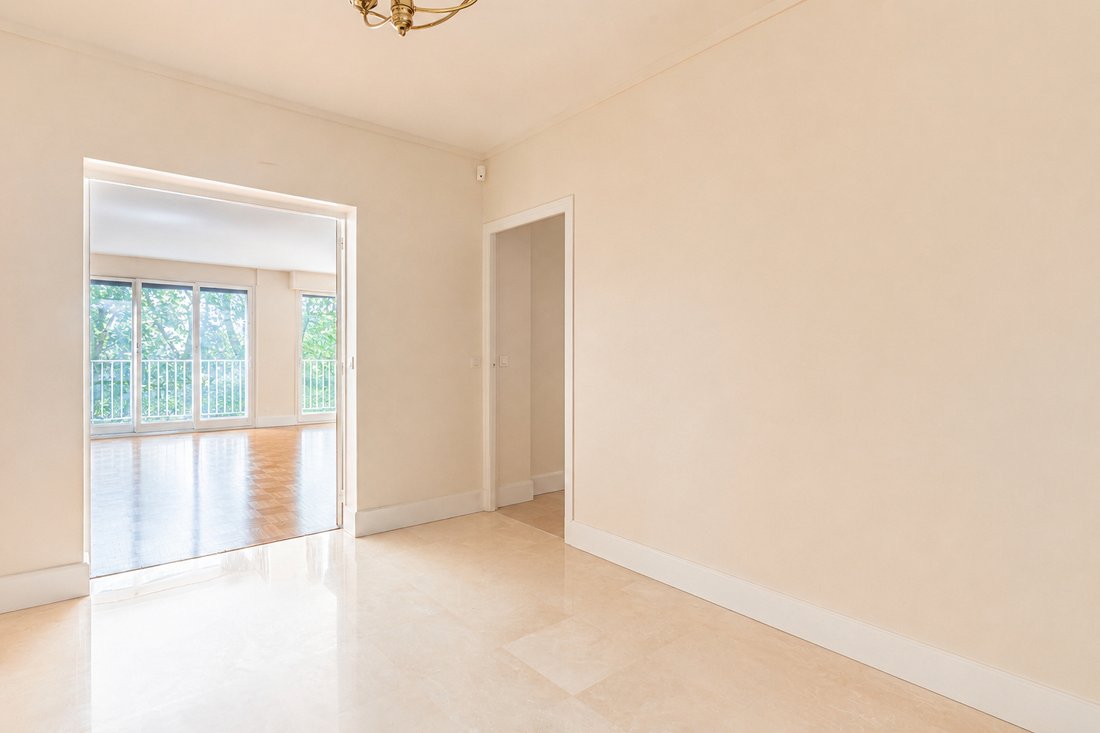 Apartment in Auteuil Sud, Paris 16e Arrondissement, Paris 4 - 19026103