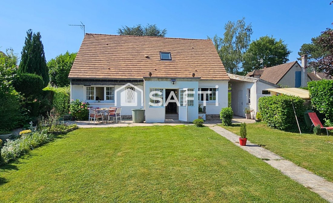 Casa en Villiers-Saint-Frédéric, Isla de Francia, Francia 2 - 18233287