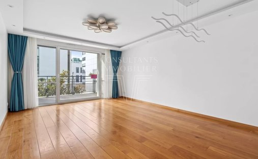 Apartment in Georges Pompidou, Levallois-Perret, France 1