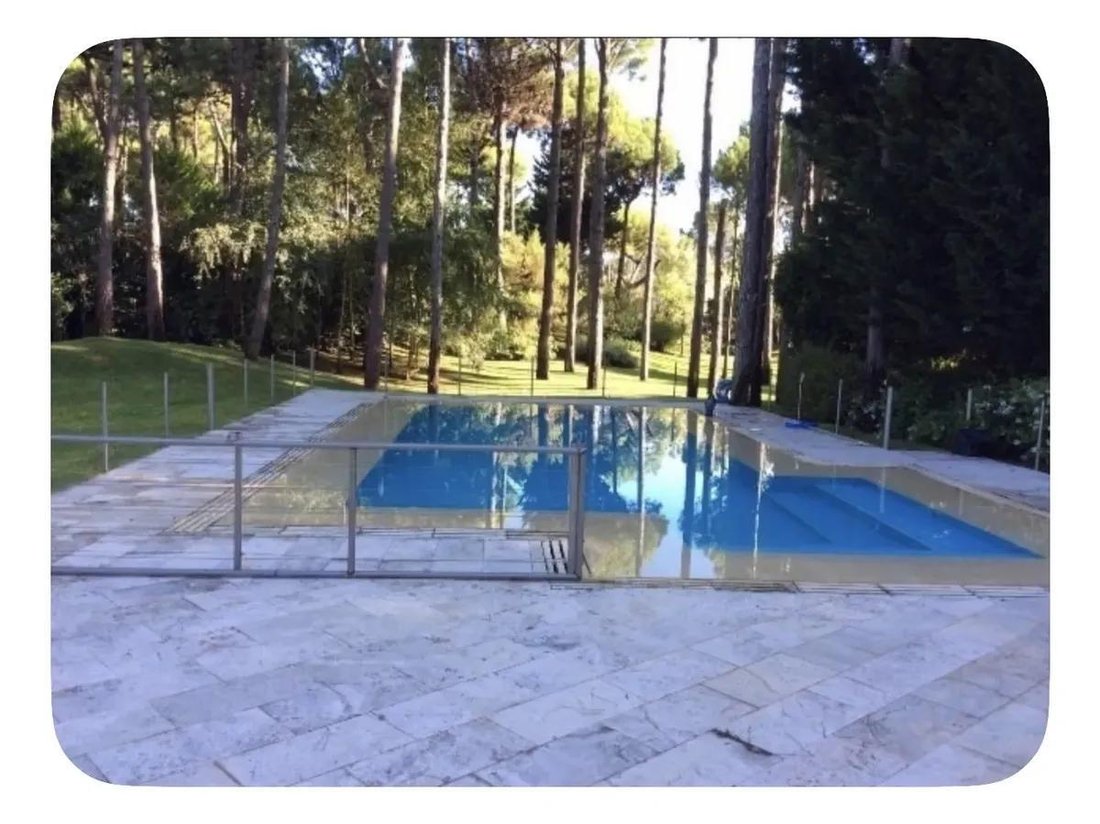 House in Pinamar, Buenos Aires Province, Argentina 3 - 19029076