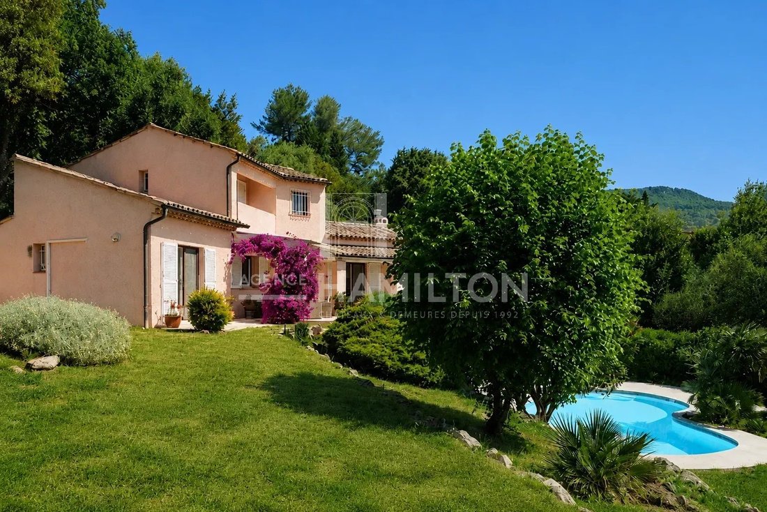 Villa in Grasse, Provence-Alpes-Côte d'Azur, France 1 - 18164157