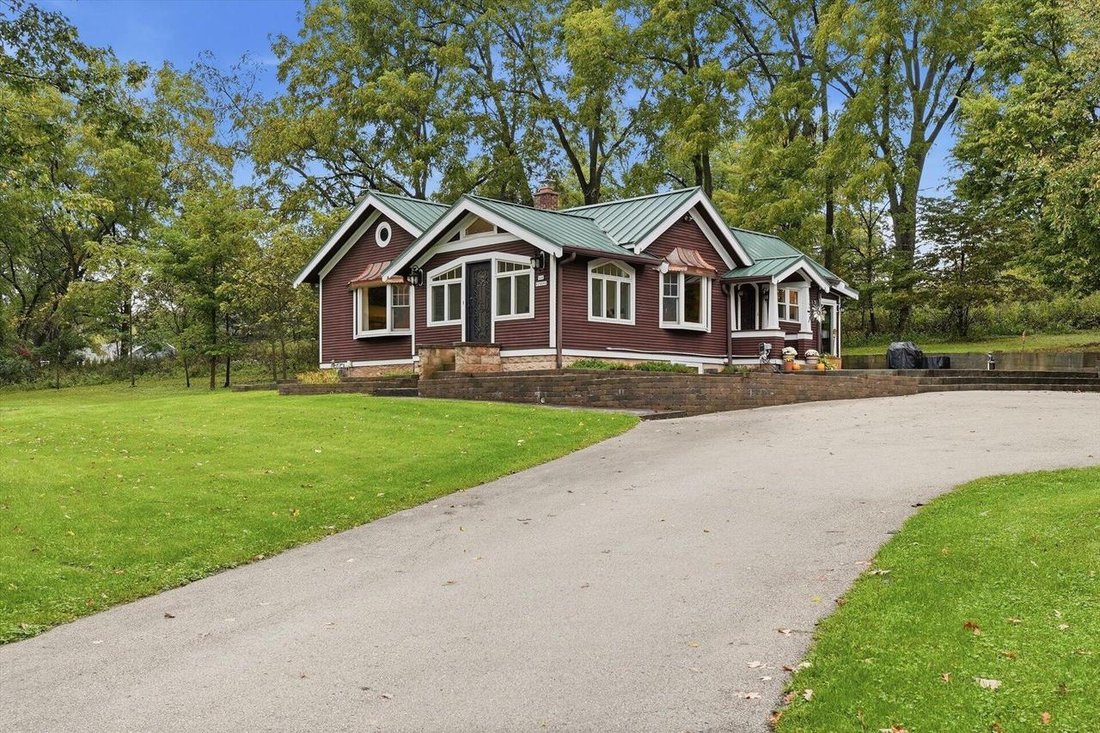 House in Hartland, Wisconsin, United States 2 - 19023081