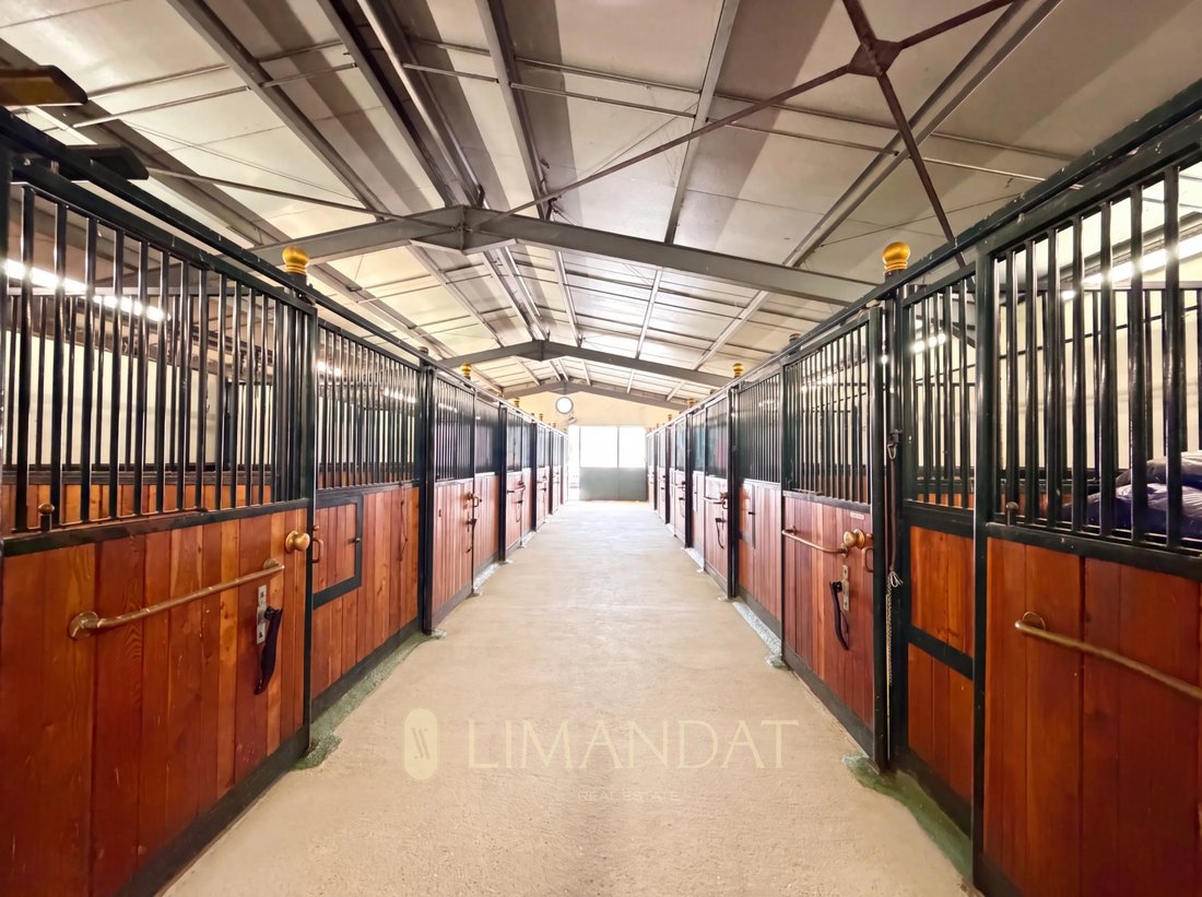 Tenuta a Maljournal-Hlm Saint Hermantaire, Draguignan, Francia 3 - 19029822