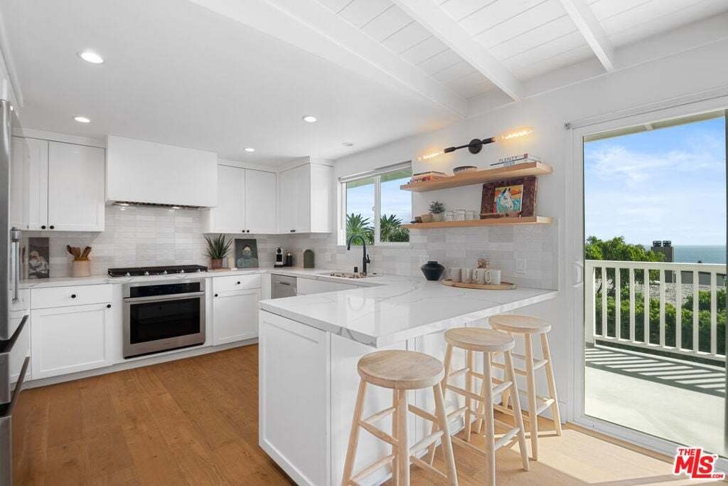 House in Malibu, California, United States 3 - 17221895