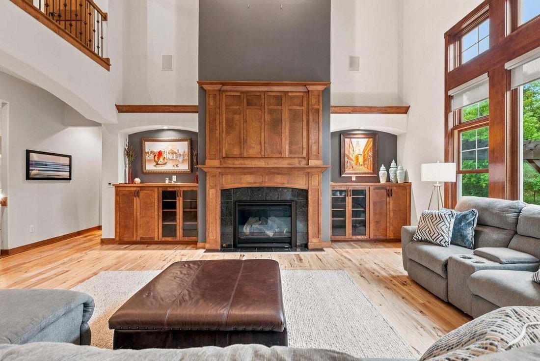 House in Thiensville, Wisconsin, United States 5 - 19023077