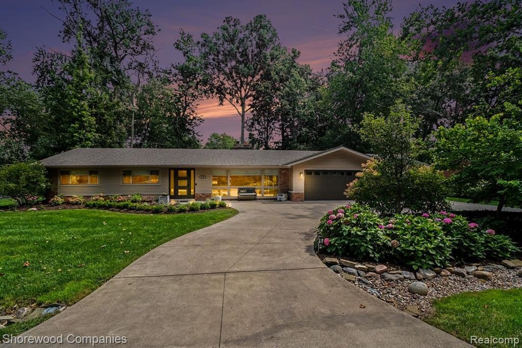 House in Troy, Michigan, United States 1 - 19020824
