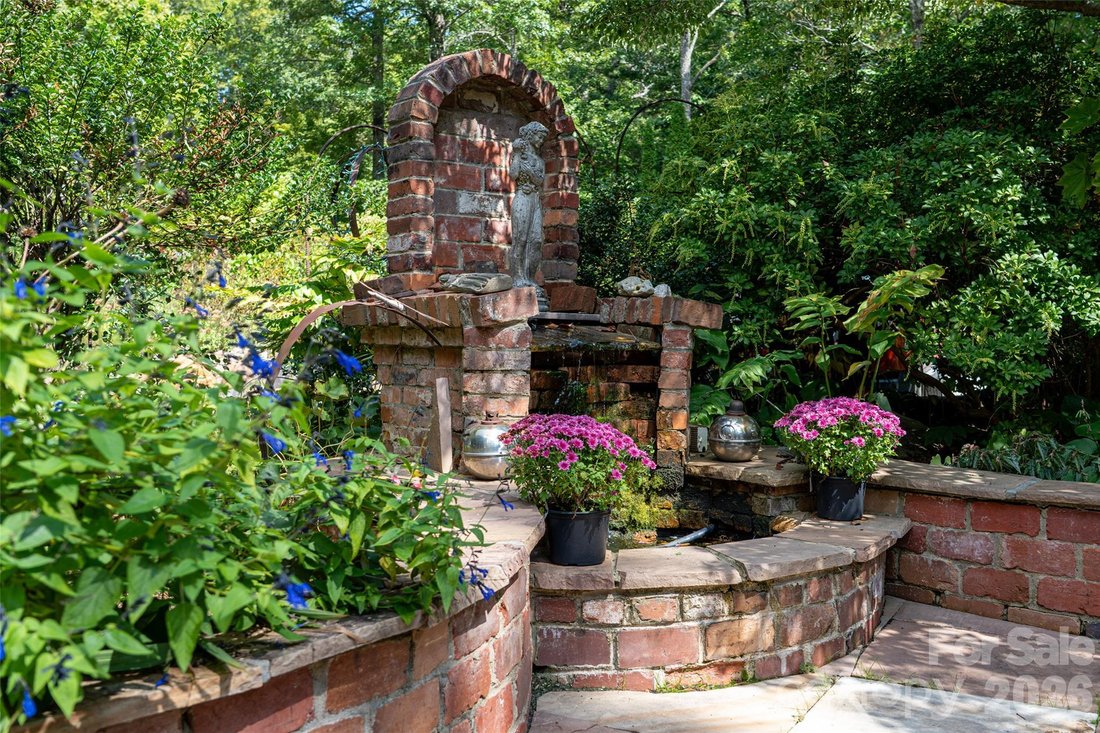 House in Zirconia, North Carolina, United States 4 - 19028044