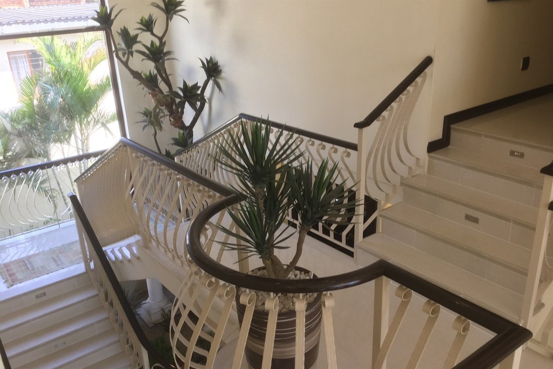 House in Waterkloof Park, Gauteng, South Africa 3 - 19034369