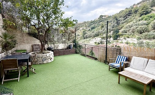 Appartamento a Mentone, Provenza-Alpi-Costa Azzurra, Francia 1