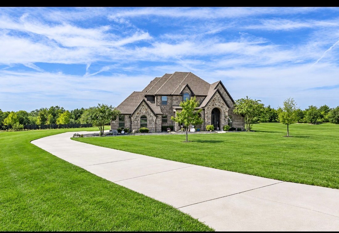 House in Midlothian, Texas, United States 1 - 19027316