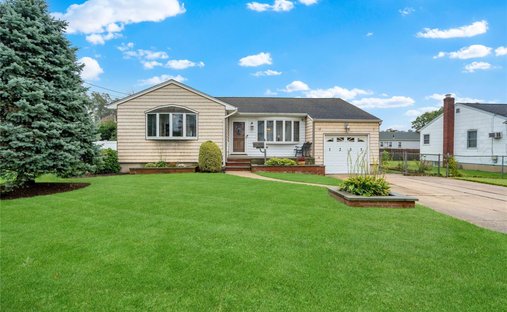 Haus in Farmingdale Road, New York, Vereinigte Staaten 1
