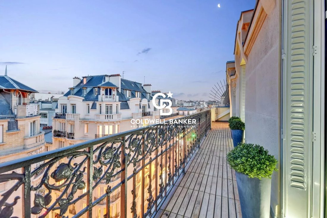 Apartment in Pereire-Malesherbes, Paris 17e Arrondissement, Paris 1 - 19031265