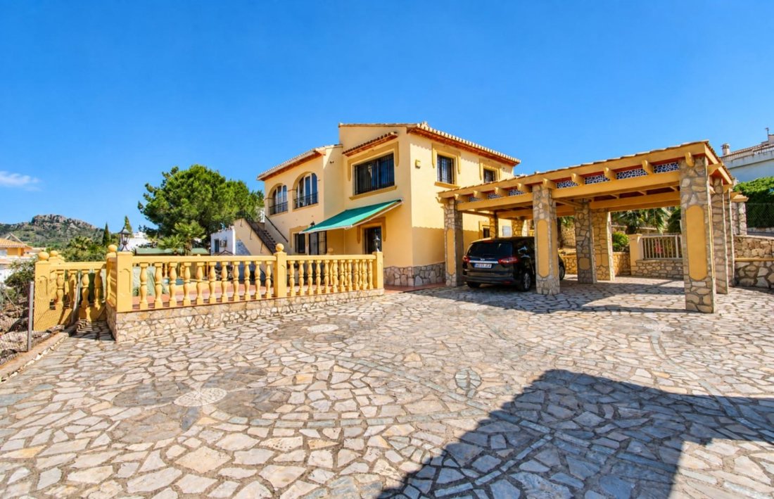Villa in el Rafol d'Almunia, Valencian Community, Spain 1 - 18457395